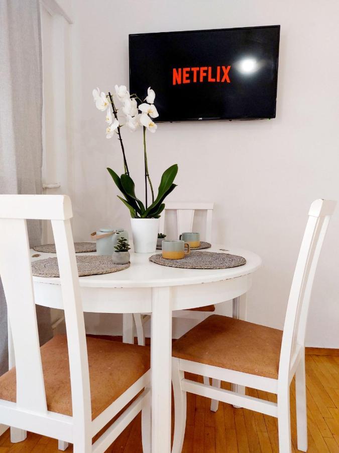 Lovely Equipped Apartment In Kallithea 아테네 외부 사진